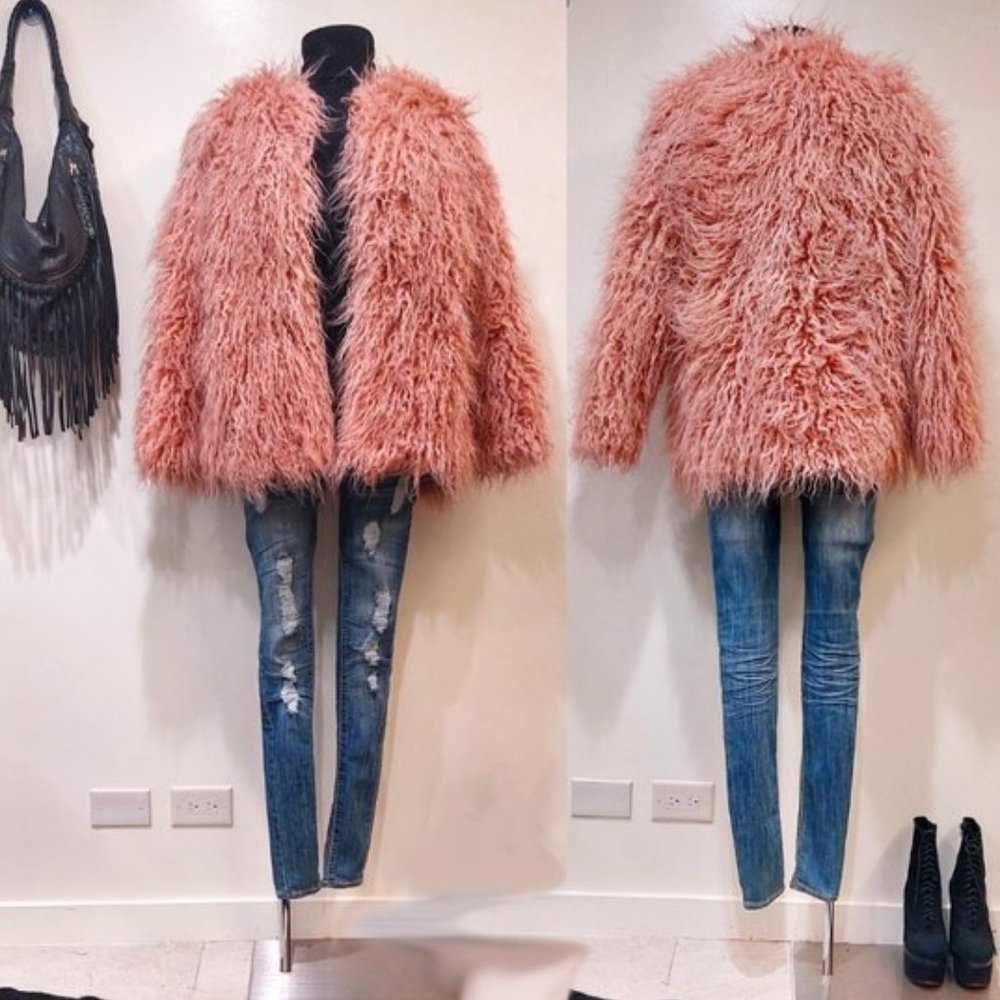 💋BOHO CHIC💋VTG 70s Style Blush Pink Faux Mongolian Curly Lamb Fur Jacket - Picture 2 of 13